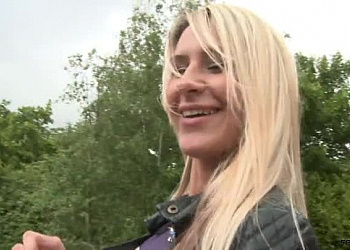 R18 Ss Getting To Know Jessica Lloyd